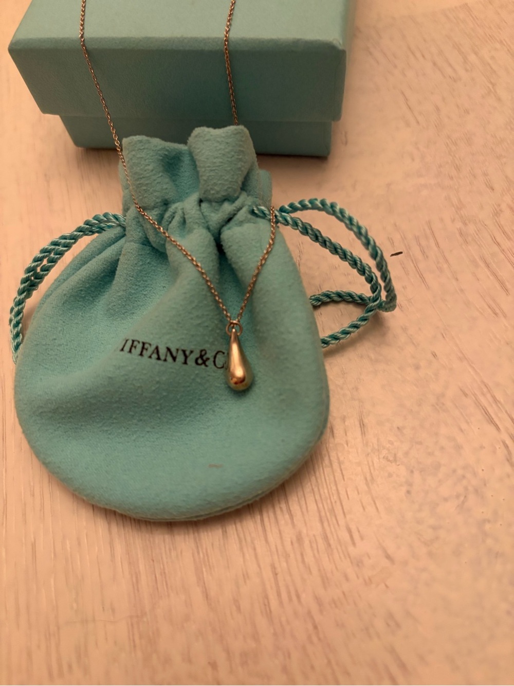 Tiffany & Co Elsa Peretti Sterling Silver Teardrop Pendant Necklace - Picture 4 of 9